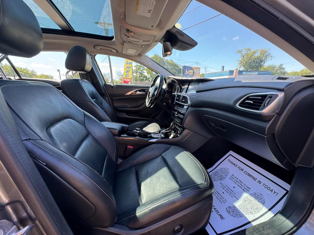 Infiniti QX30 2018.5 ESSENTIAL AWD 2018