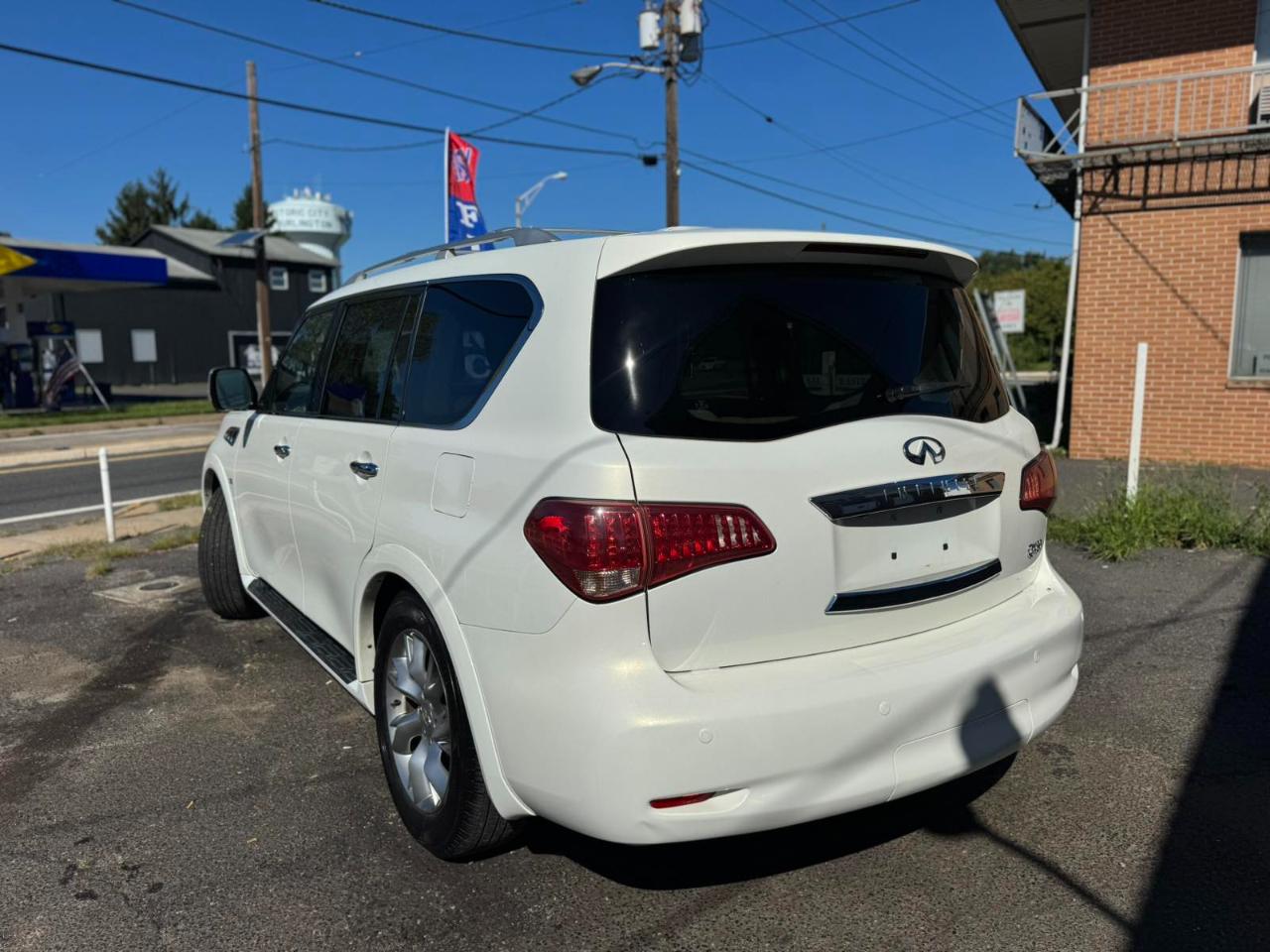 Infiniti QX80 4WD 4dr 2014