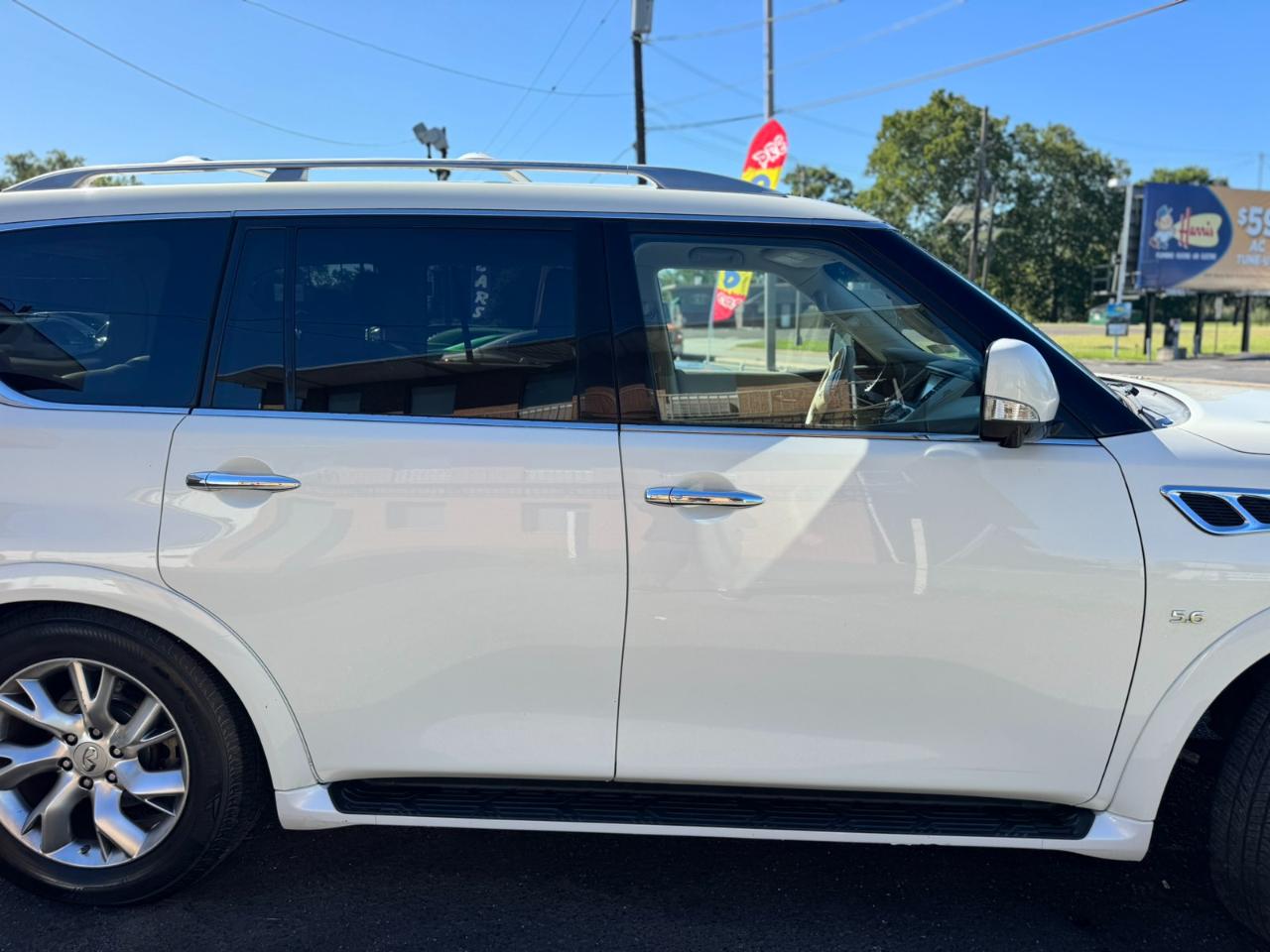 Infiniti QX80 4WD 4dr 2014