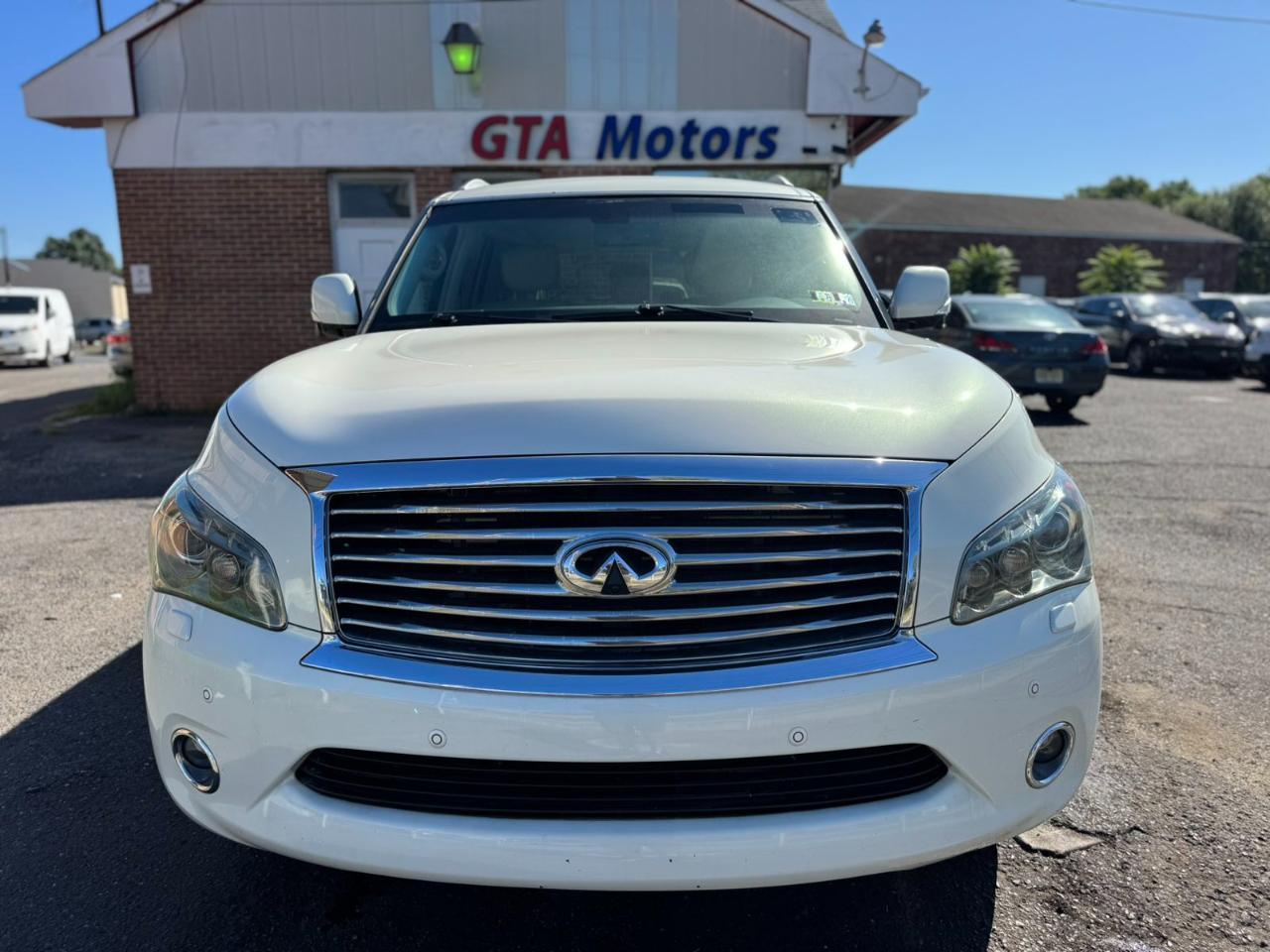 Infiniti QX80 4WD 4dr 2014