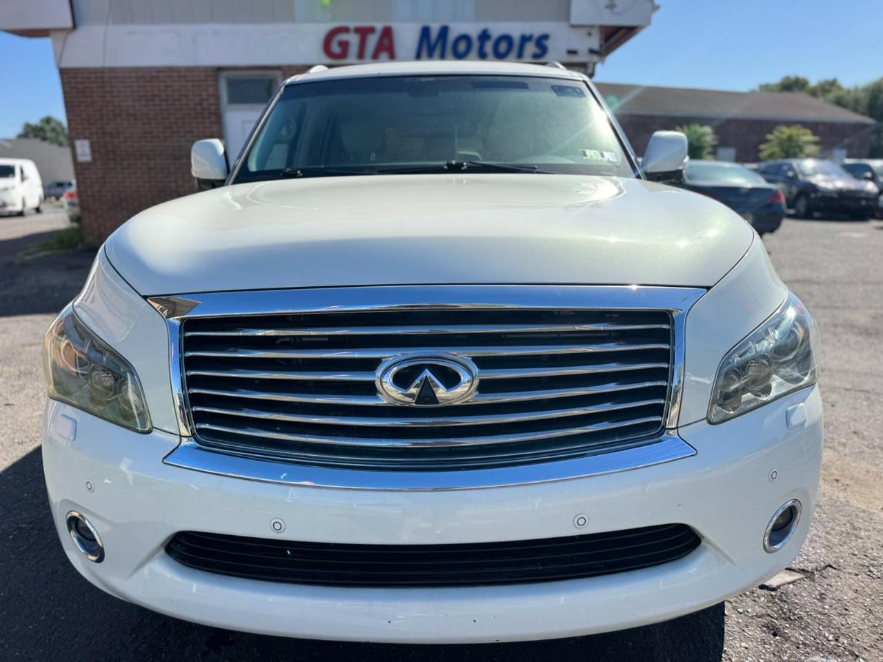 Infiniti QX80 4WD 4dr 2014