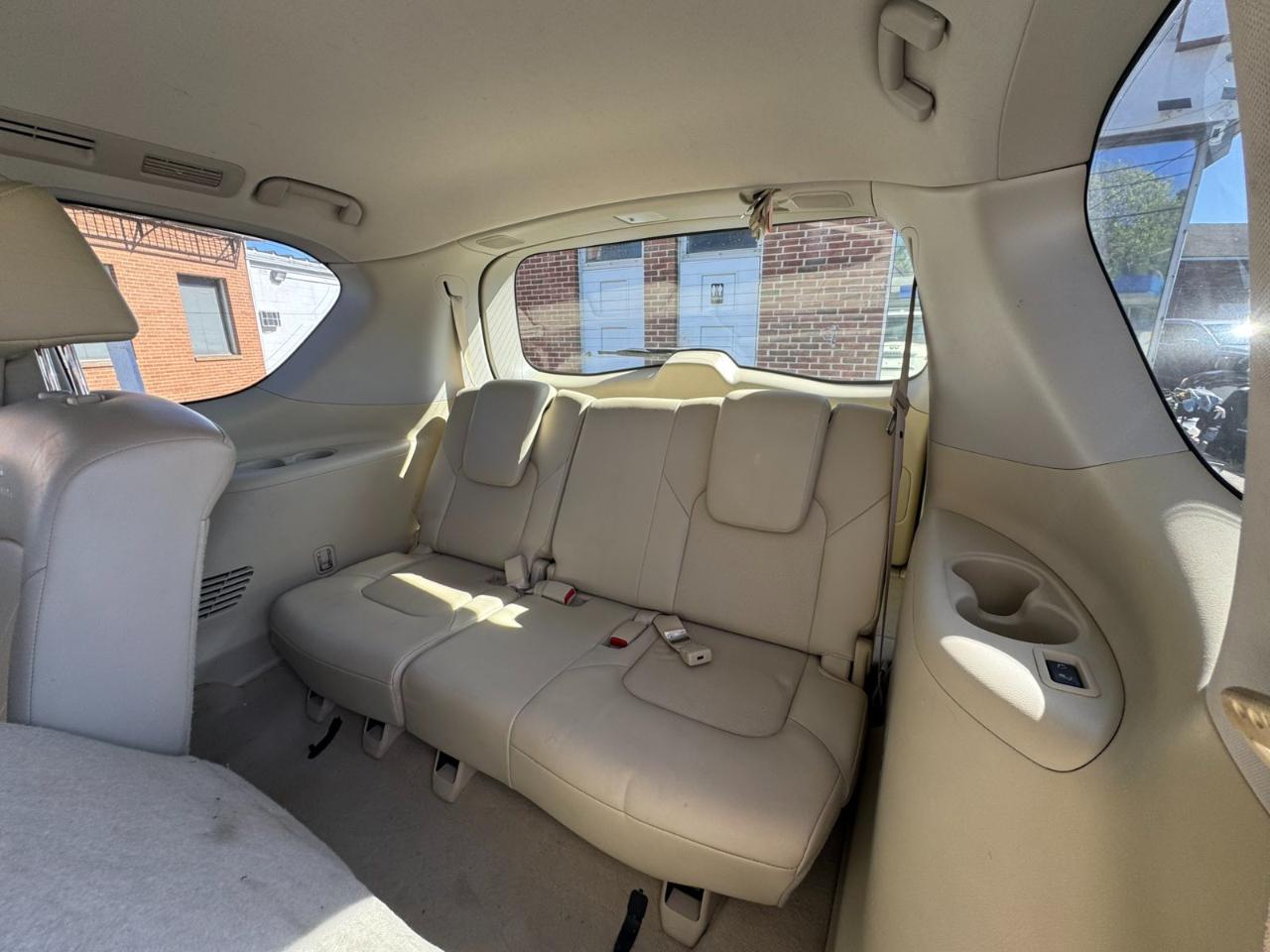 Infiniti QX80 4WD 4dr 2014
