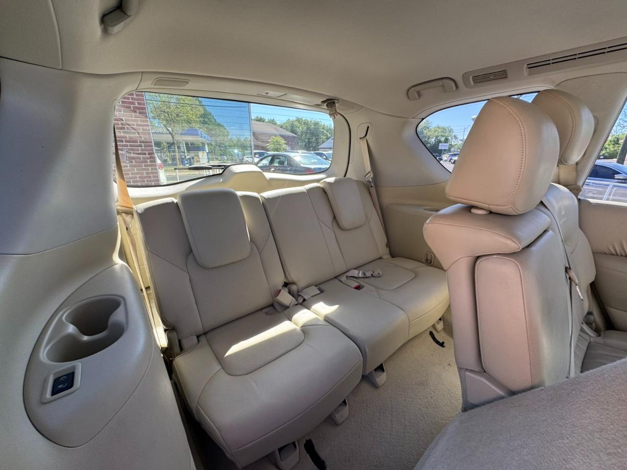 Infiniti QX80 4WD 4dr 2014