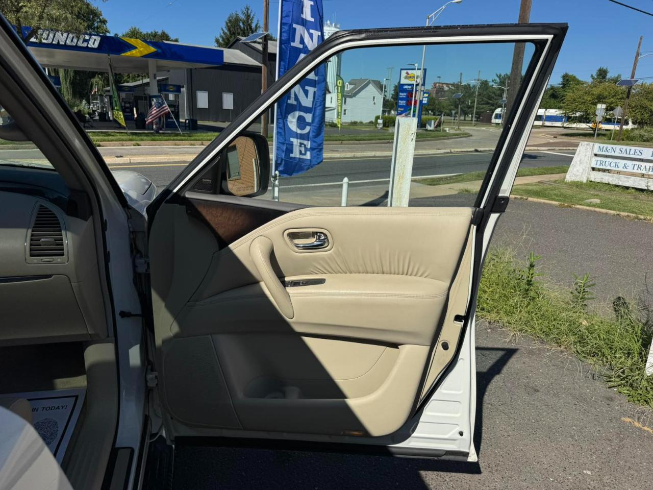 Infiniti QX80 4WD 4dr 2014