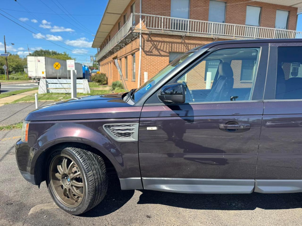 Land Rover Range Rover Sport 4WD 4dr HSE LUX 2012