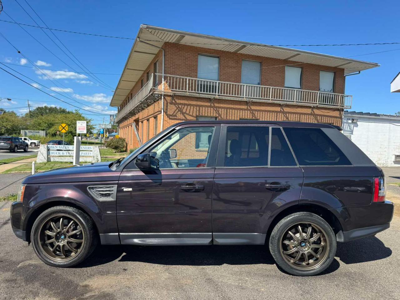 Land Rover Range Rover Sport 4WD 4dr HSE LUX 2012