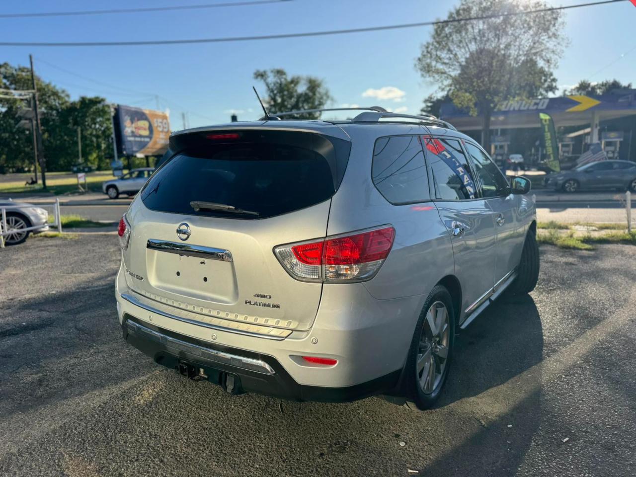 Nissan Pathfinder 4WD 4dr Platinum 2014