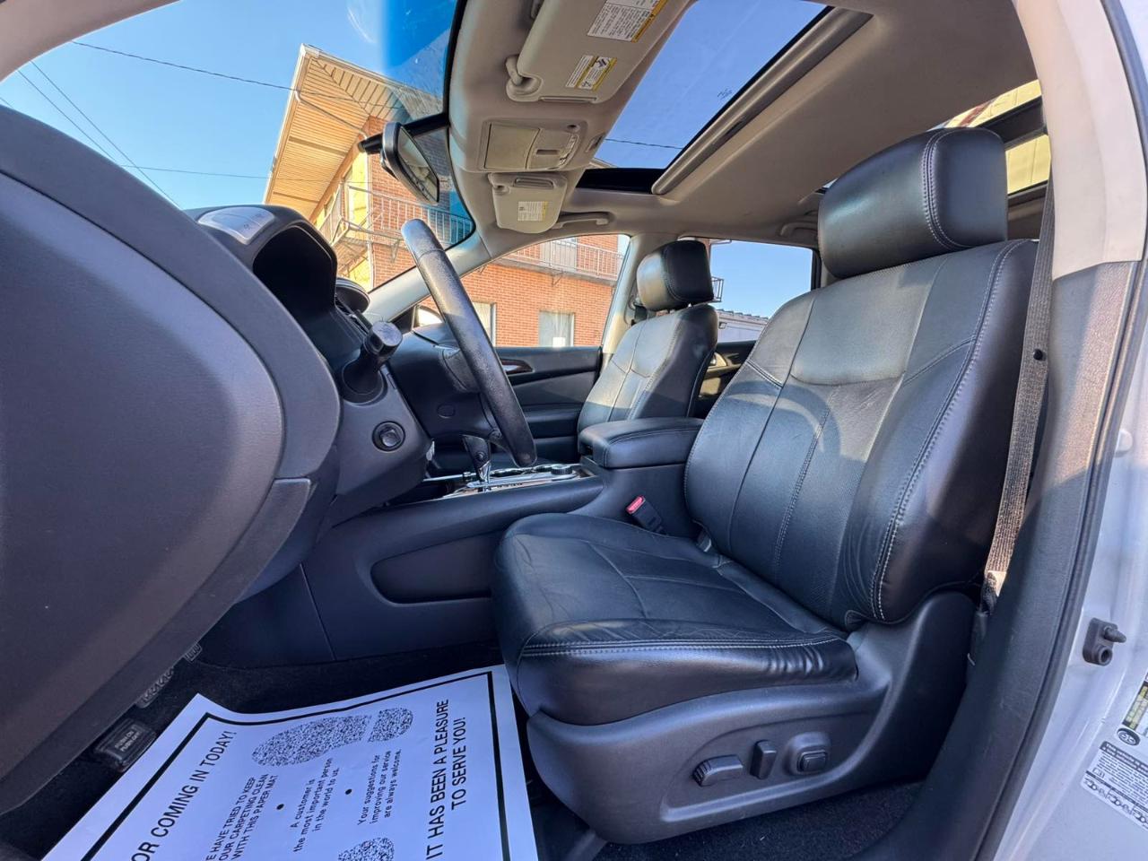 Nissan Pathfinder 4WD 4dr Platinum 2014
