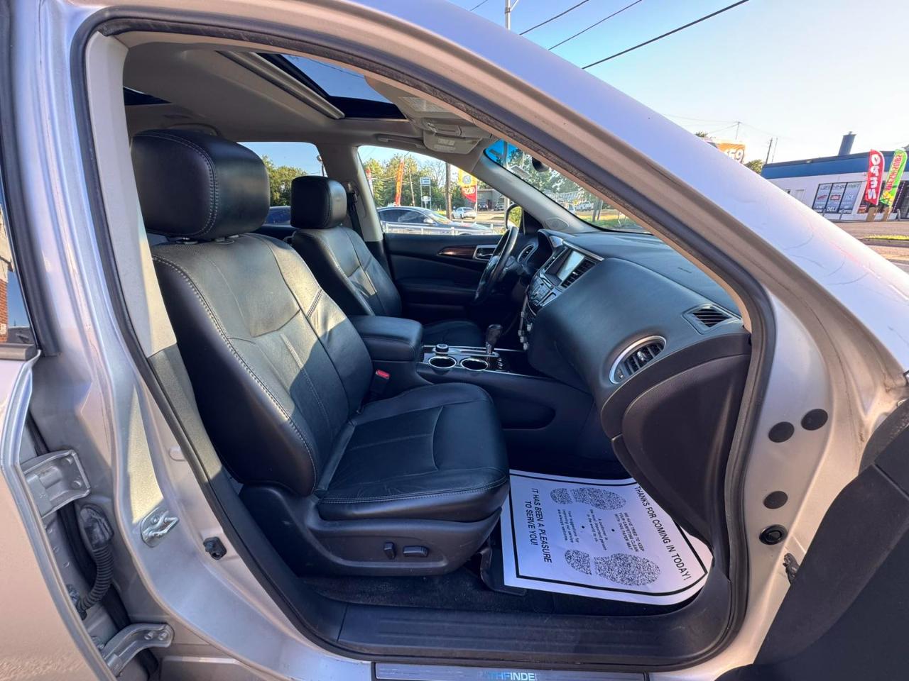 Nissan Pathfinder 4WD 4dr Platinum 2014