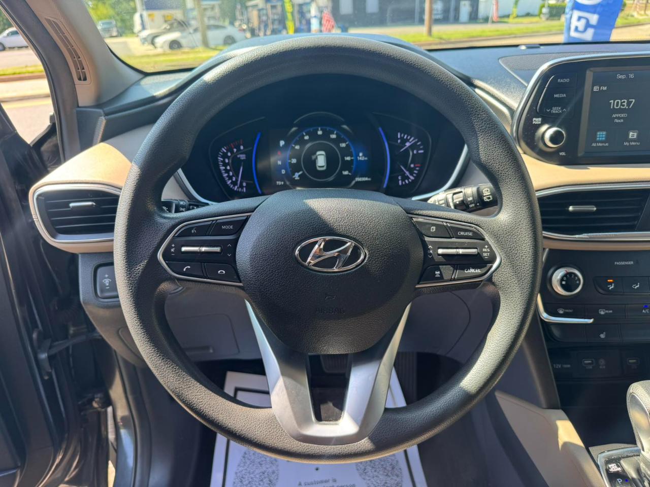 Hyundai Santa Fe SEL 2.4L Auto FWD w/SULEV 2020