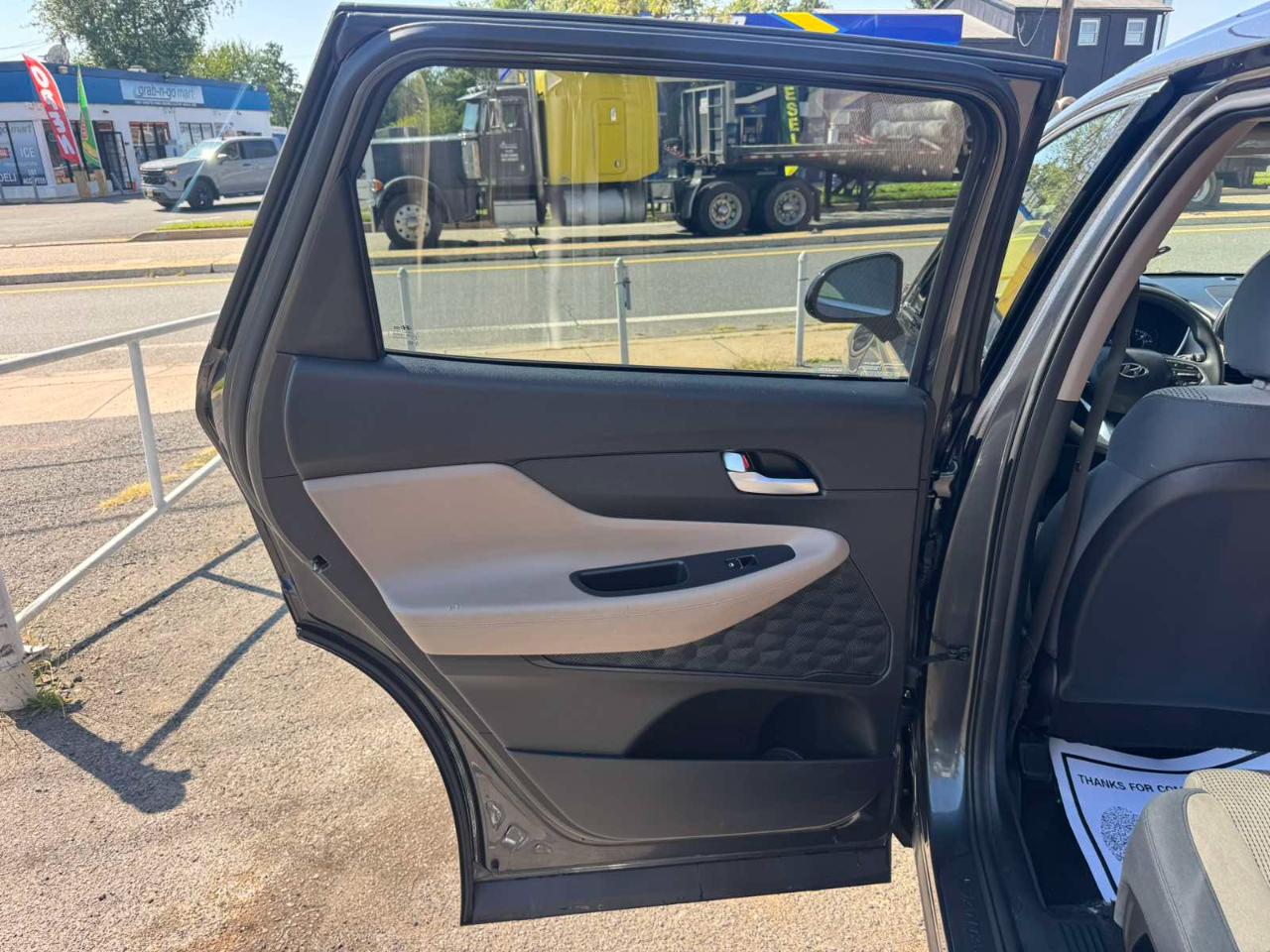 Hyundai Santa Fe SEL 2.4L Auto FWD w/SULEV 2020