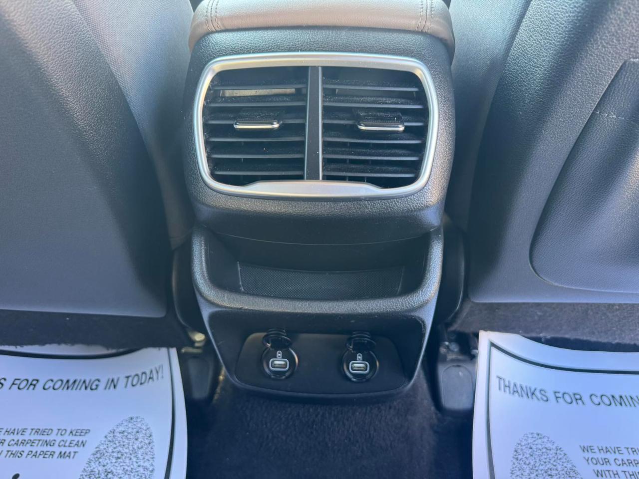 Hyundai Santa Fe SEL 2.4L Auto FWD w/SULEV 2020
