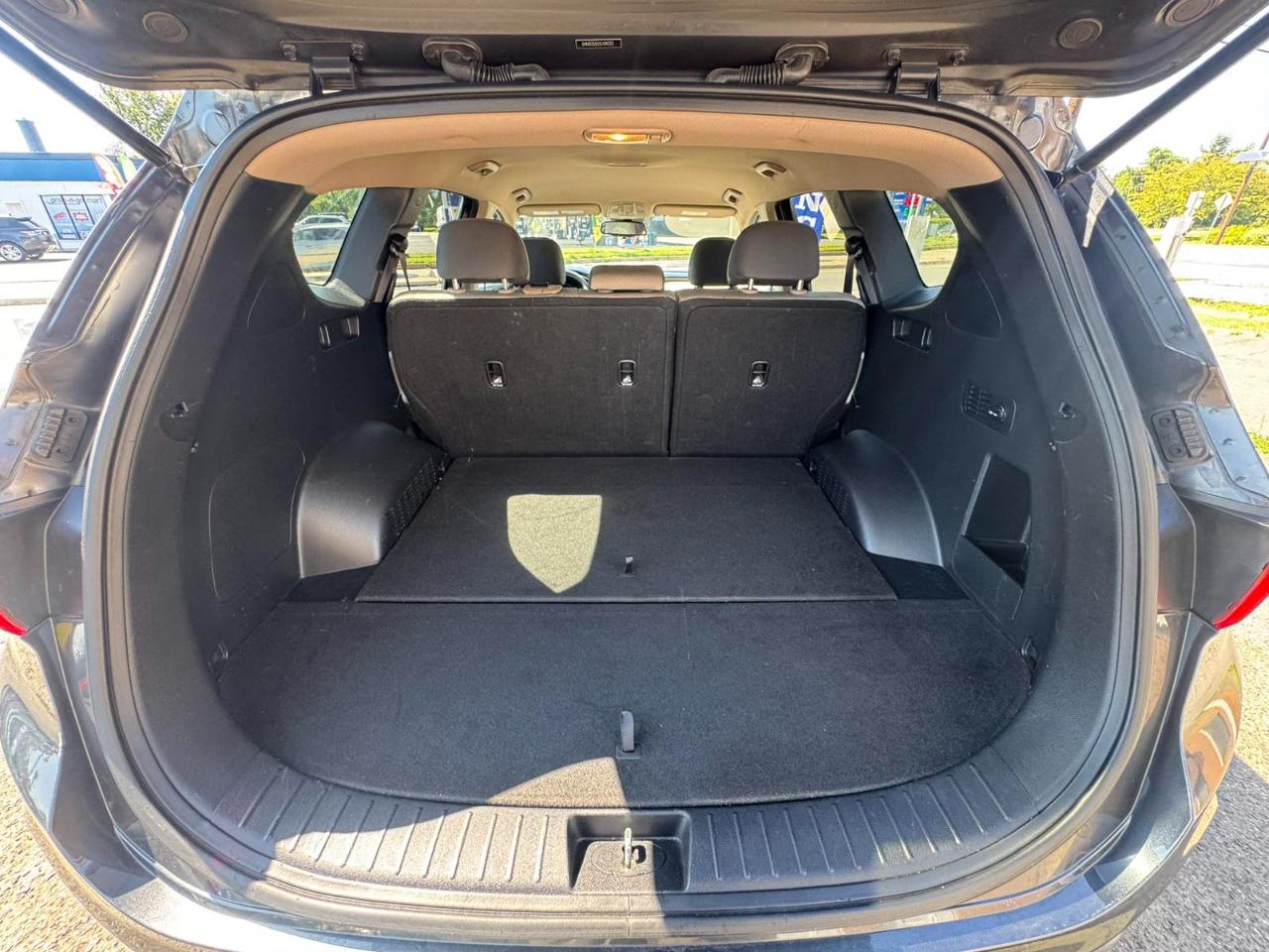 Hyundai Santa Fe SEL 2.4L Auto FWD w/SULEV 2020