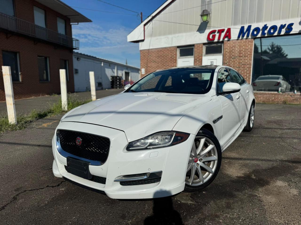 Jaguar XJ XJ R-Sport AWD 2017