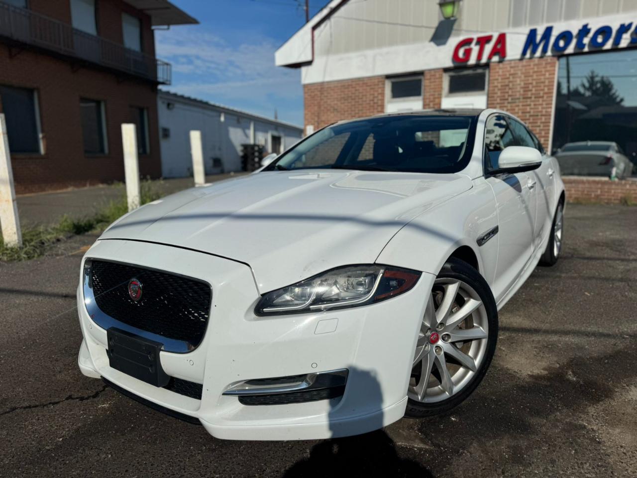 Jaguar XJ XJ R-Sport AWD 2017