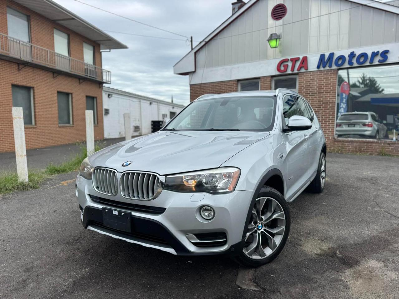 BMW X3 xDrive28i Sports Activity Vehicle 2017