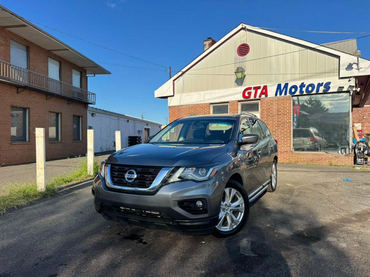 Nissan Pathfinder 4x4 SL 2019