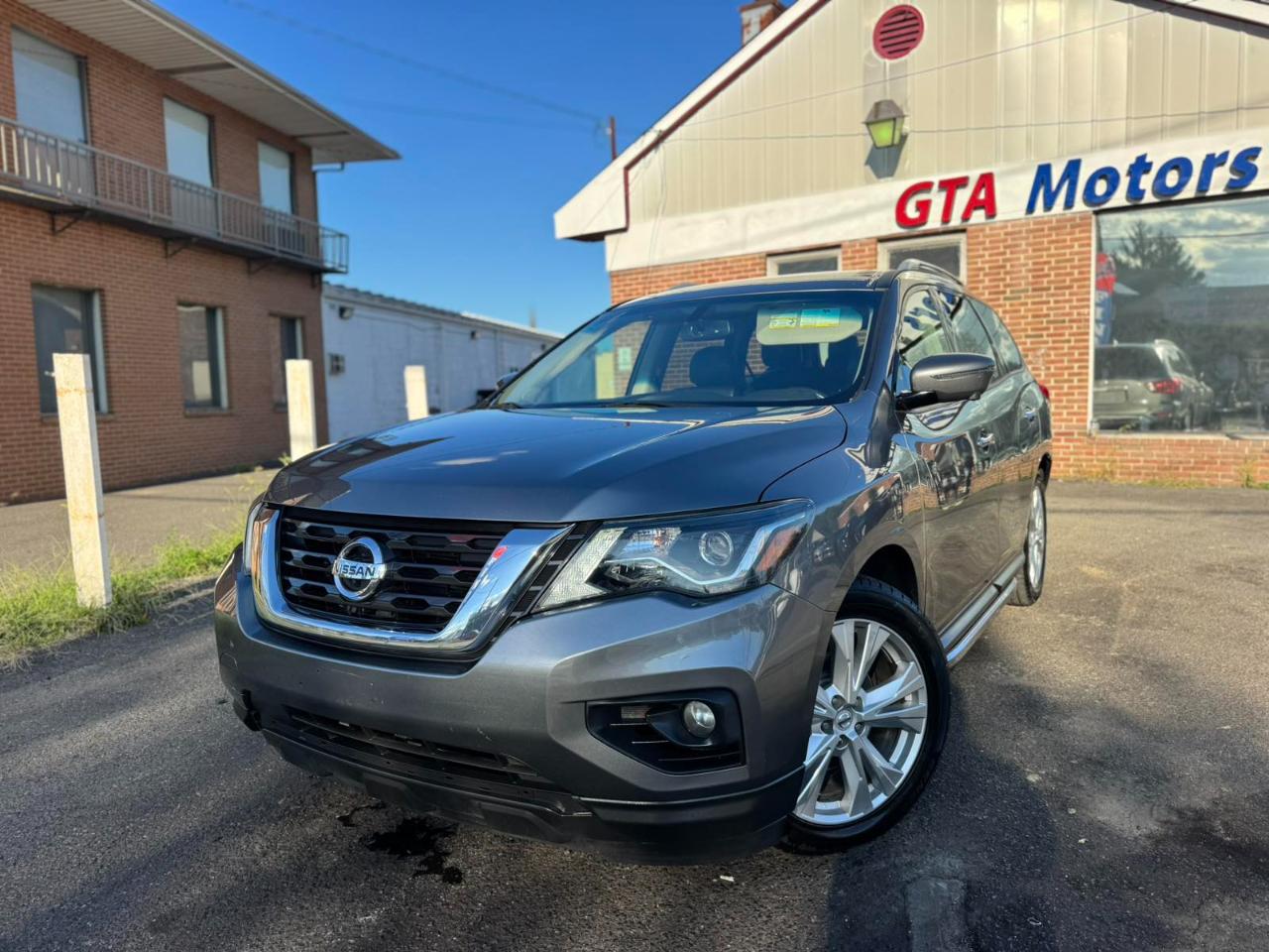 Nissan Pathfinder 4x4 SL 2019