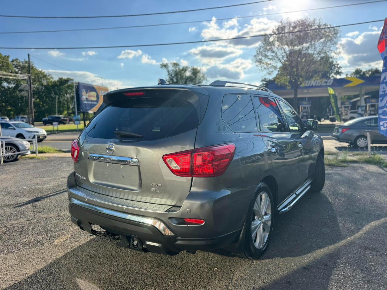 Nissan Pathfinder 4x4 SL 2019
