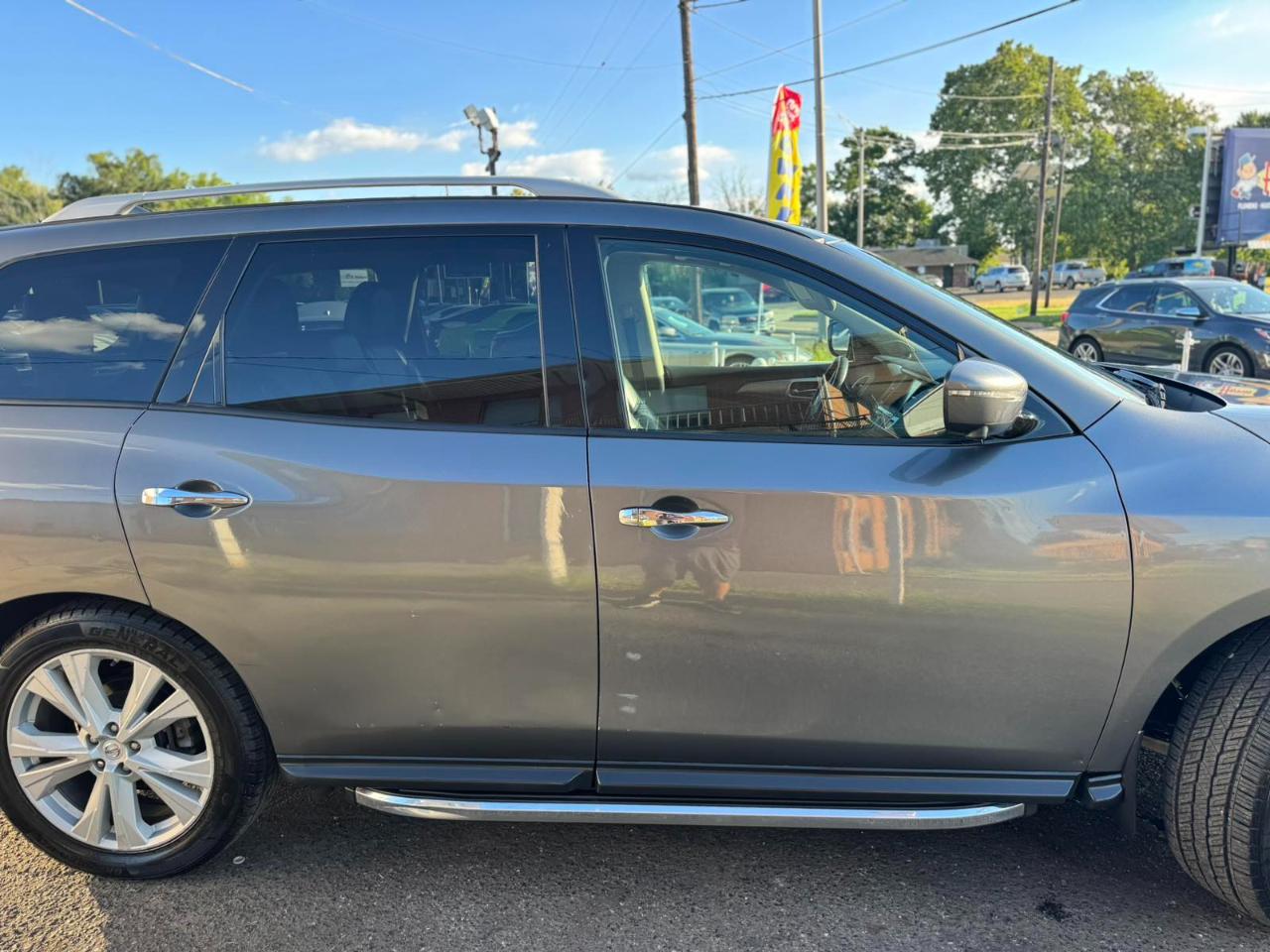 Nissan Pathfinder 4x4 SL 2019
