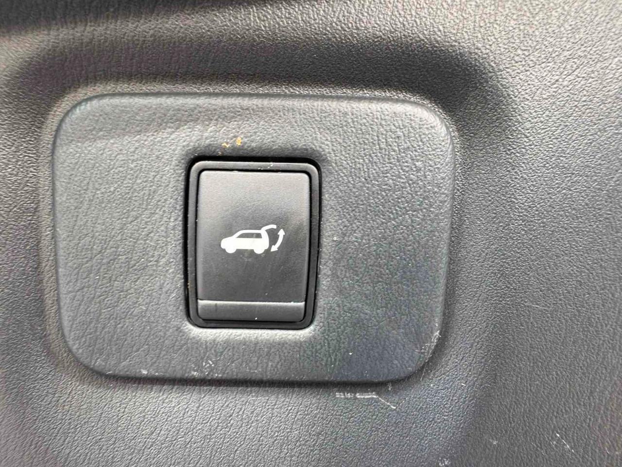 Nissan Pathfinder 4x4 SL 2019