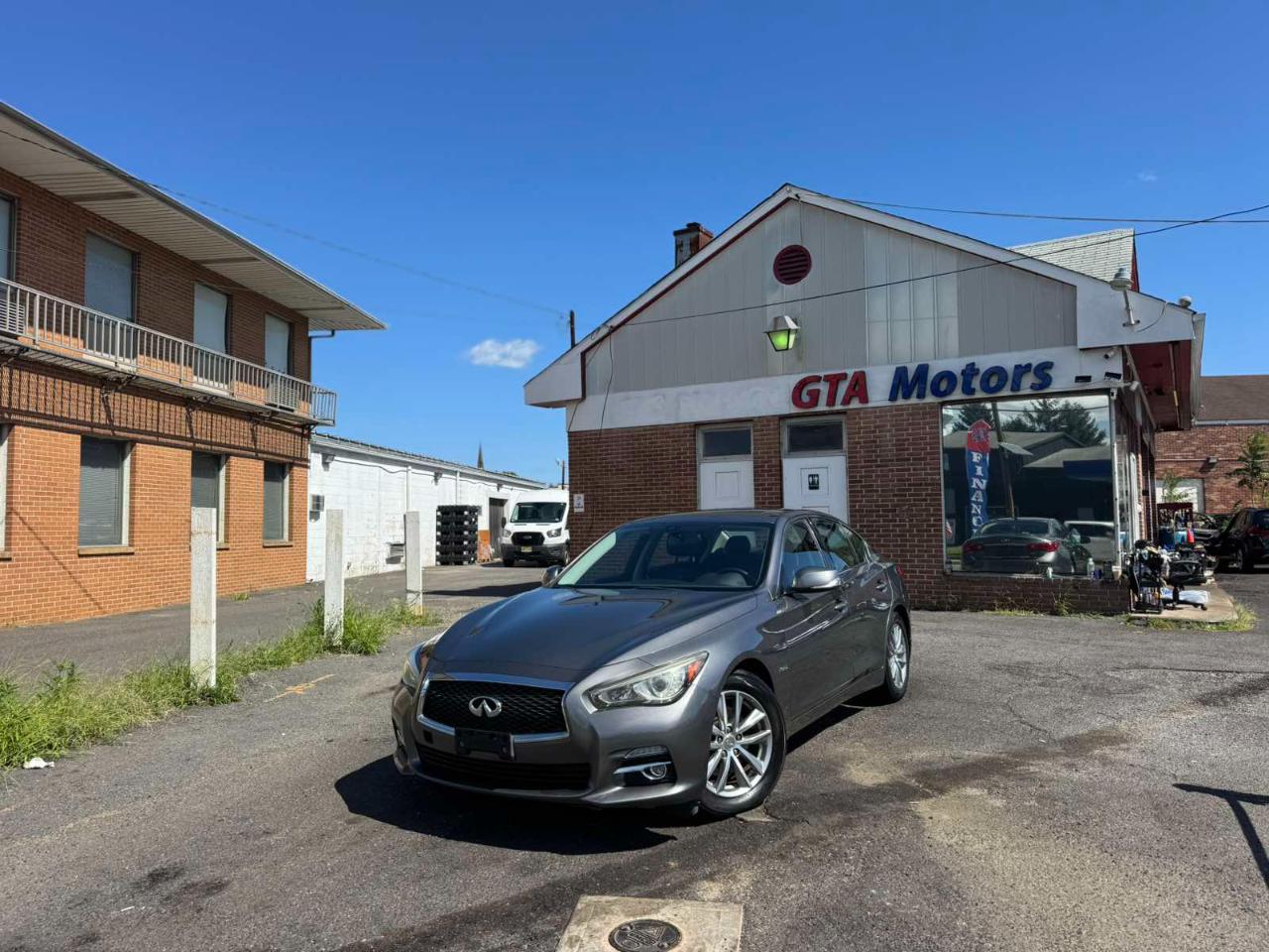 Infiniti Q50 4dr Sdn Hybrid Premium AWD 2014
