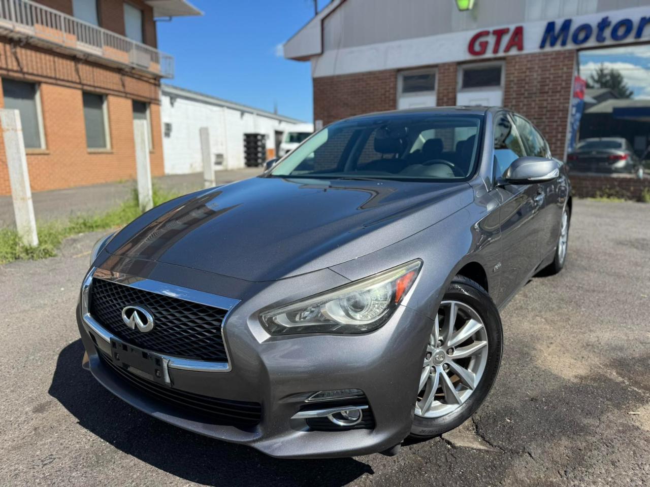 Infiniti Q50 4dr Sdn Hybrid Premium AWD 2014