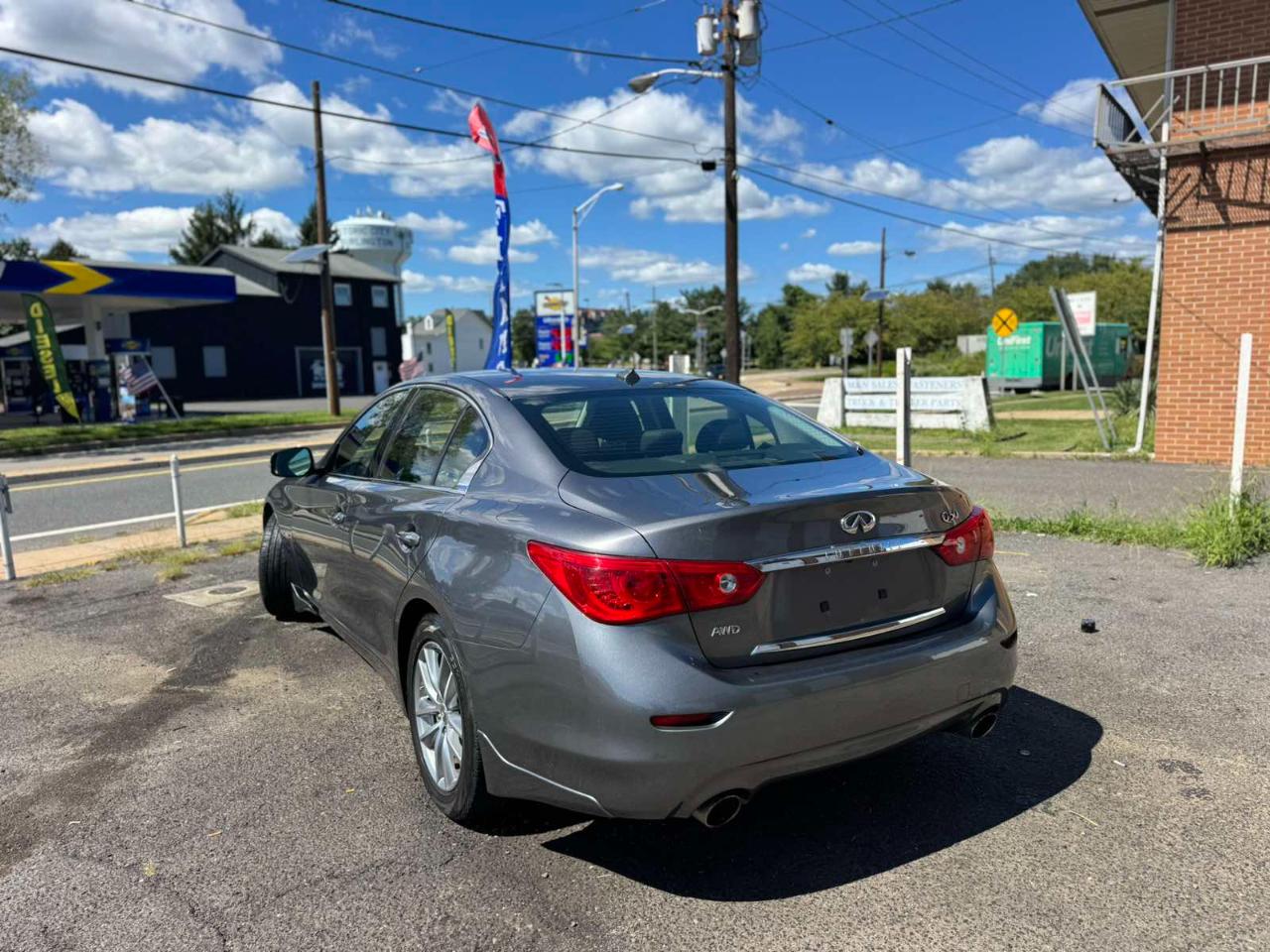 Infiniti Q50 4dr Sdn Hybrid Premium AWD 2014