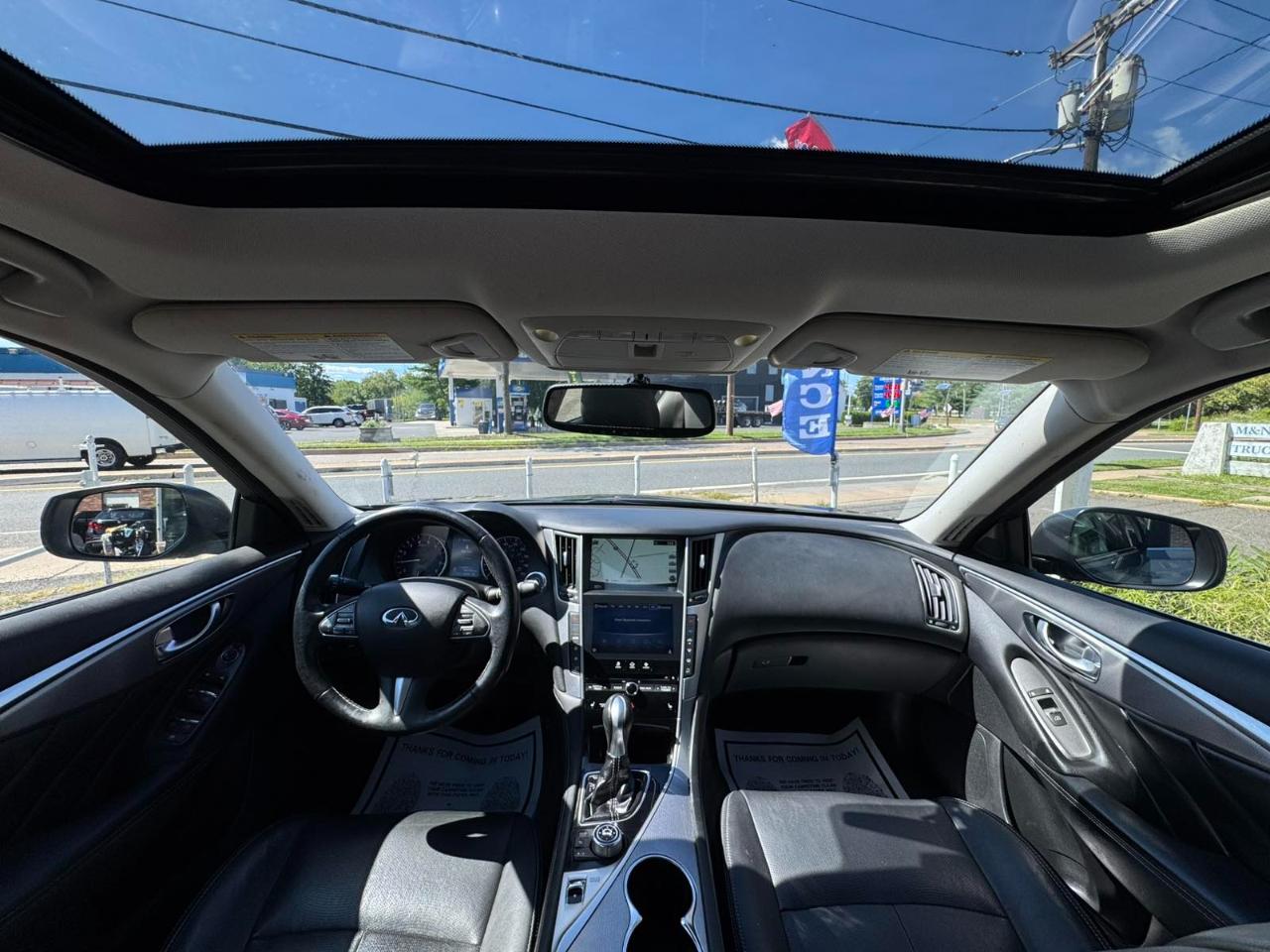 Infiniti Q50 4dr Sdn Hybrid Premium AWD 2014