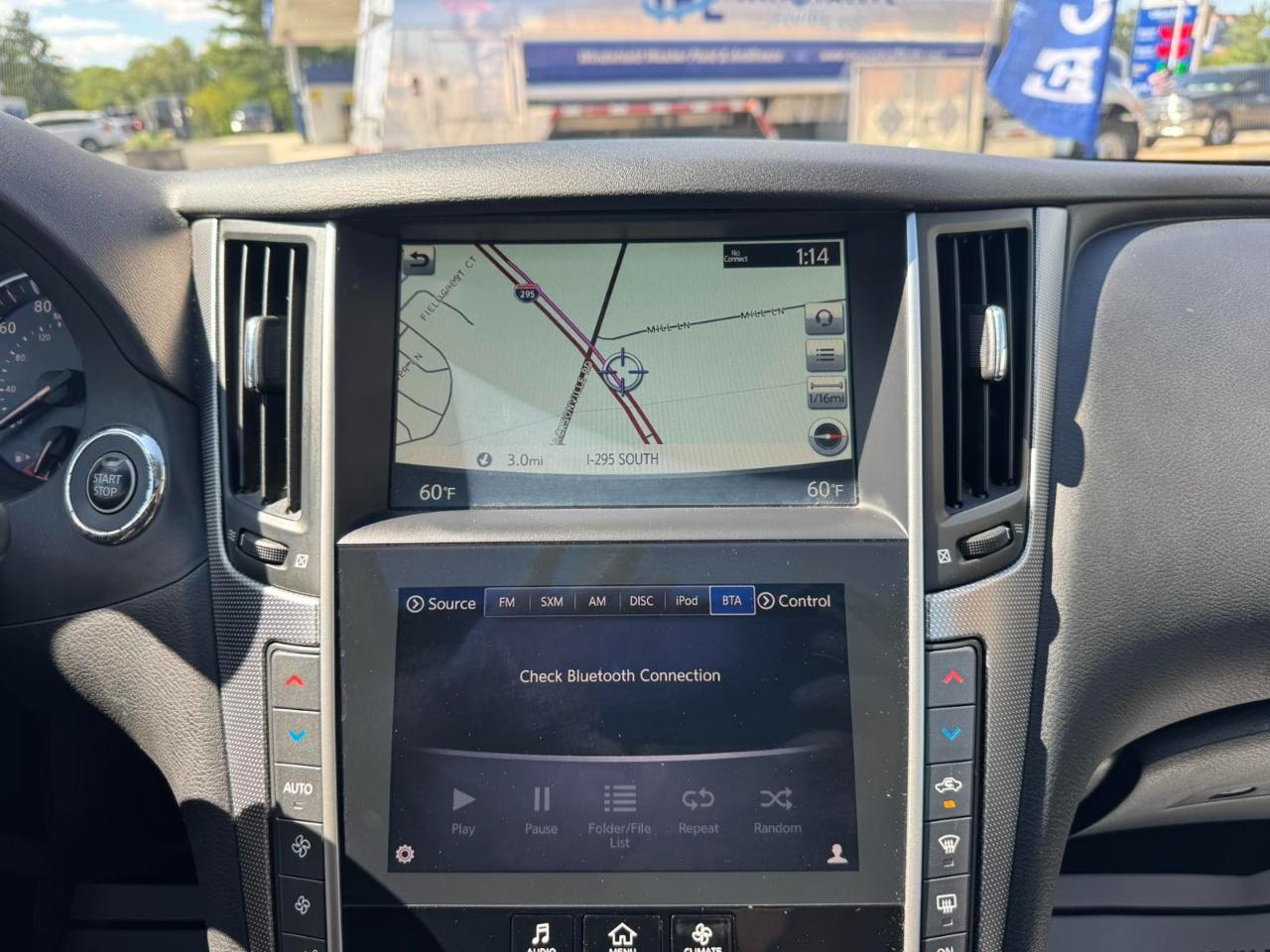Infiniti Q50 4dr Sdn Hybrid Premium AWD 2014