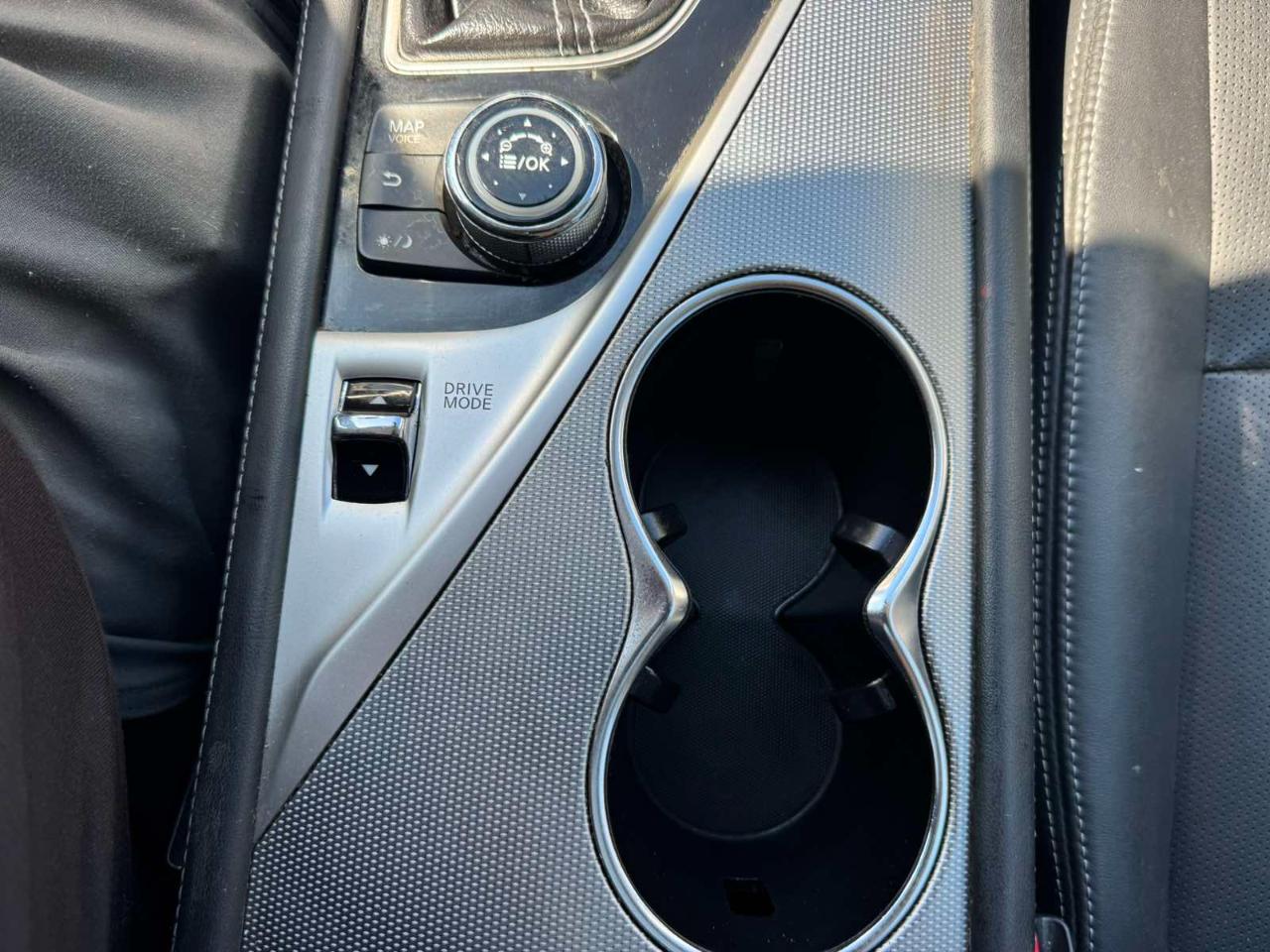 Infiniti Q50 4dr Sdn Hybrid Premium AWD 2014