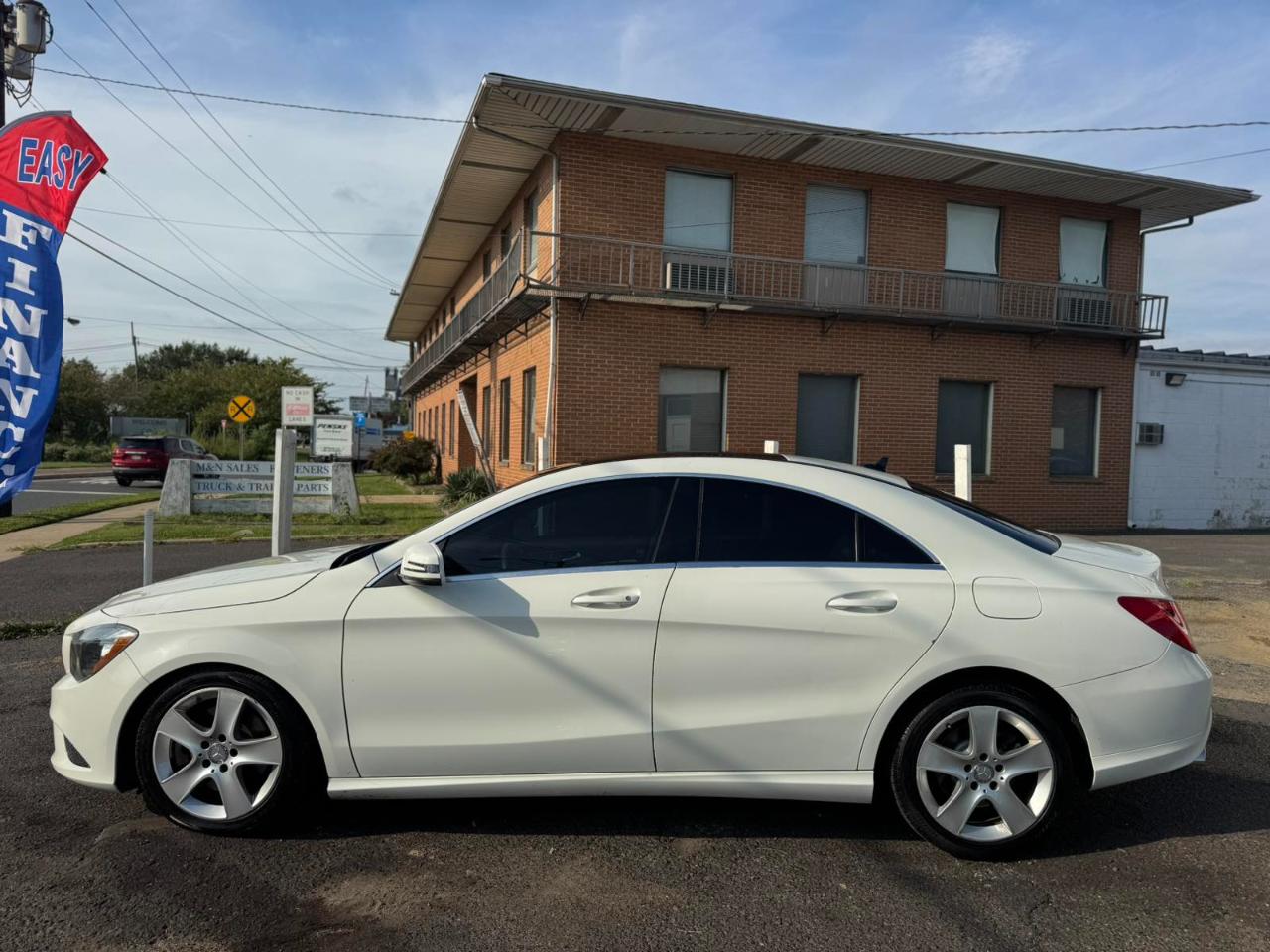 Mercedes-Benz CLA-Class 4dr Sdn CLA 250 FWD 2015