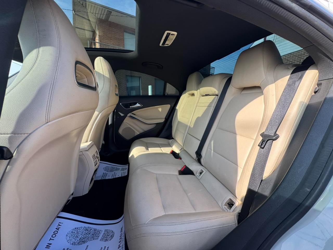 Mercedes-Benz CLA-Class 4dr Sdn CLA 250 FWD 2015