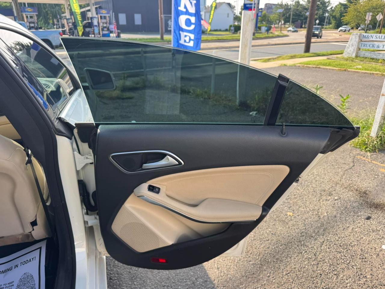 Mercedes-Benz CLA-Class 4dr Sdn CLA 250 FWD 2015