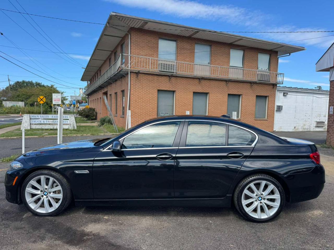 BMW 5 Series 4dr Sdn 535i xDrive AWD 2014