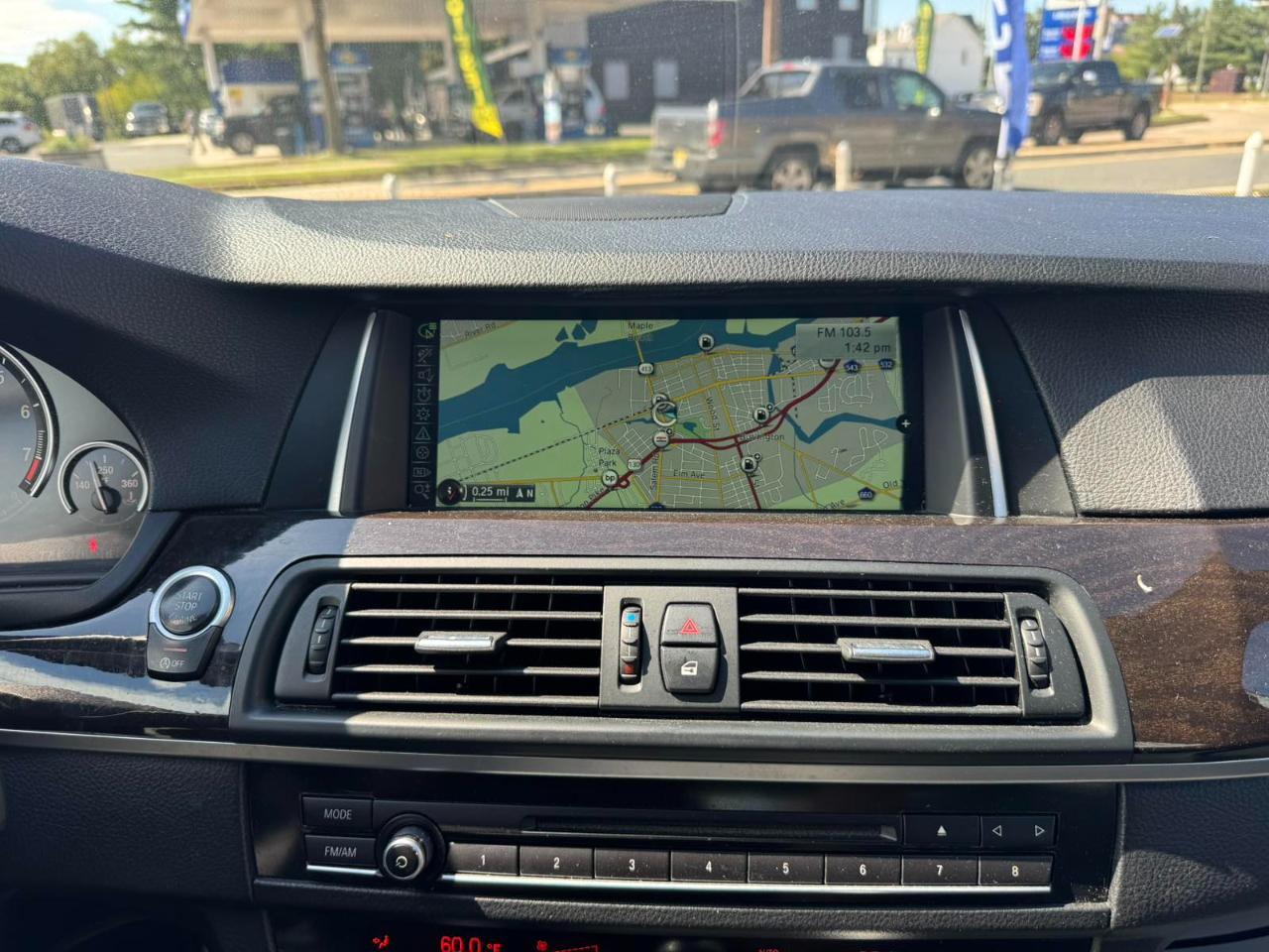 BMW 5 Series 4dr Sdn 535i xDrive AWD 2014