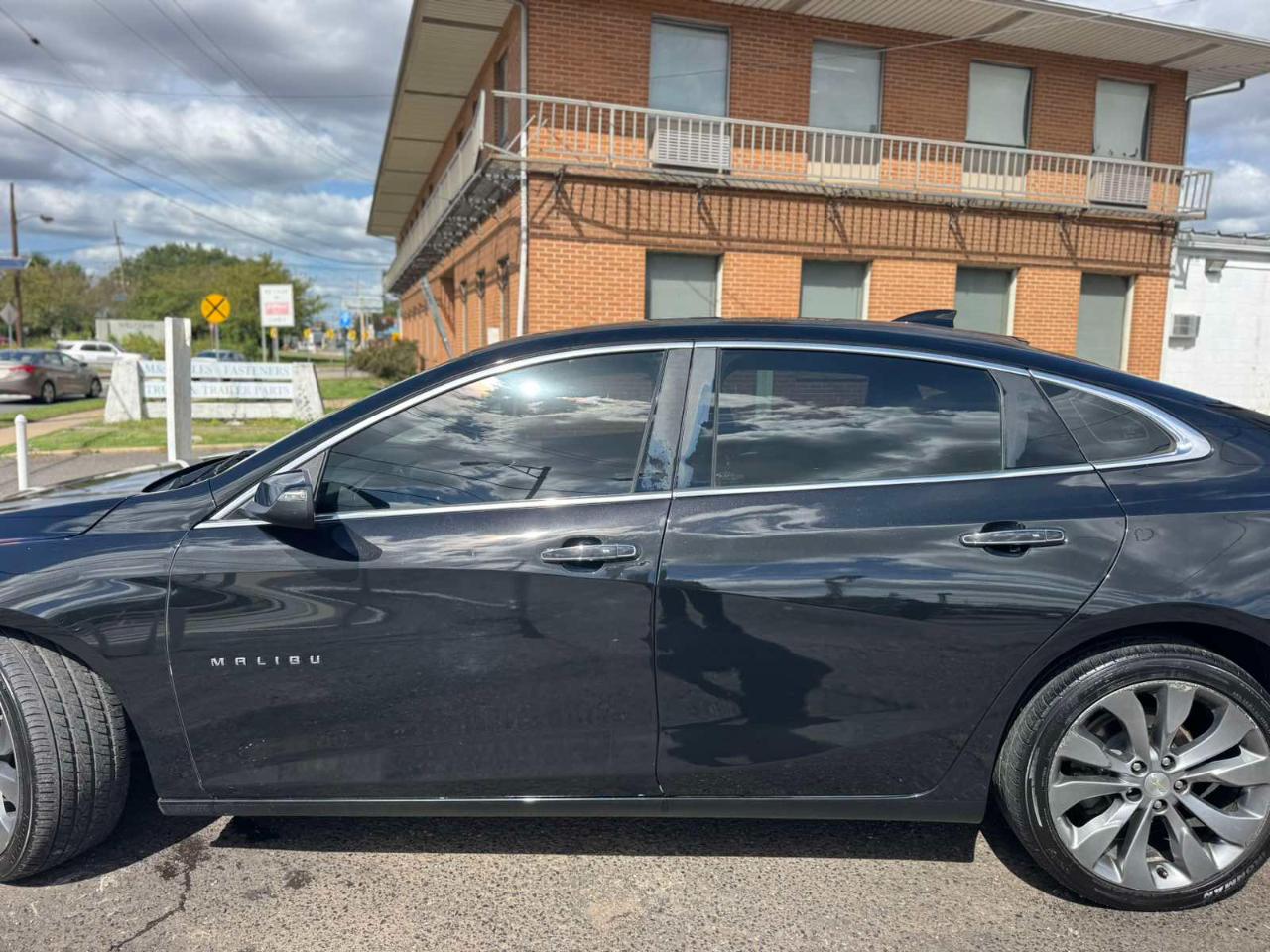 Chevrolet Malibu 4dr Sdn Premier w/2LZ 2016