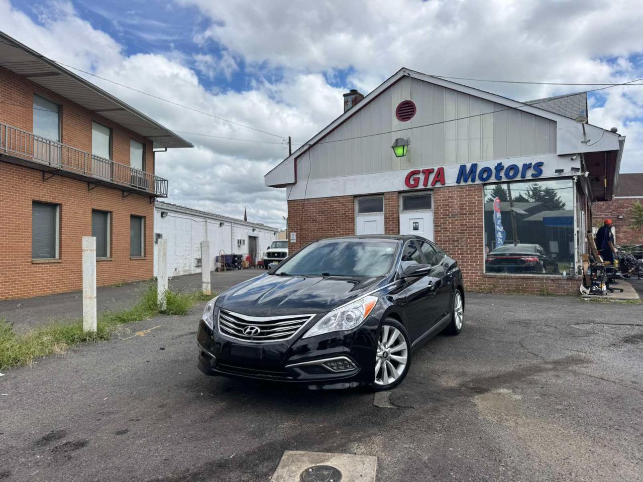 Hyundai Azera 4dr Sdn Limited 2015