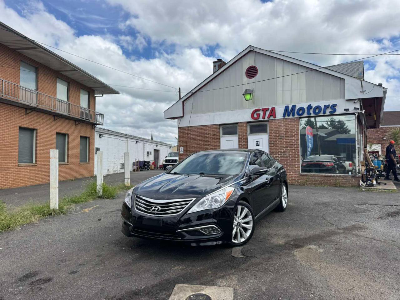 Hyundai Azera 4dr Sdn Limited 2015