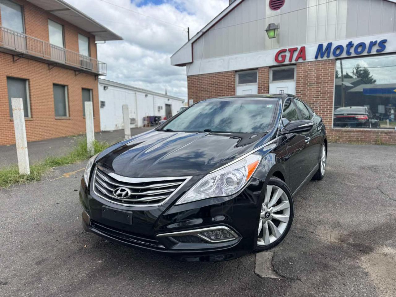 Hyundai Azera 4dr Sdn Limited 2015