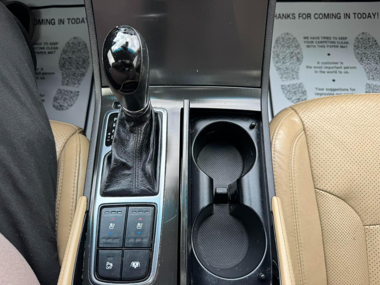 Hyundai Azera 4dr Sdn Limited 2015