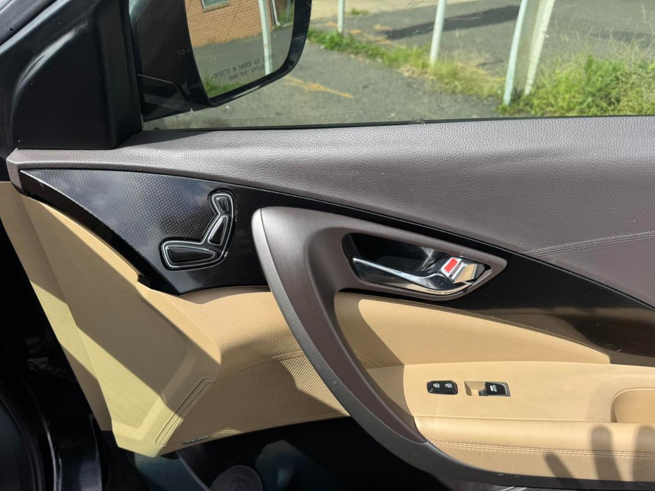 Hyundai Azera 4dr Sdn Limited 2015