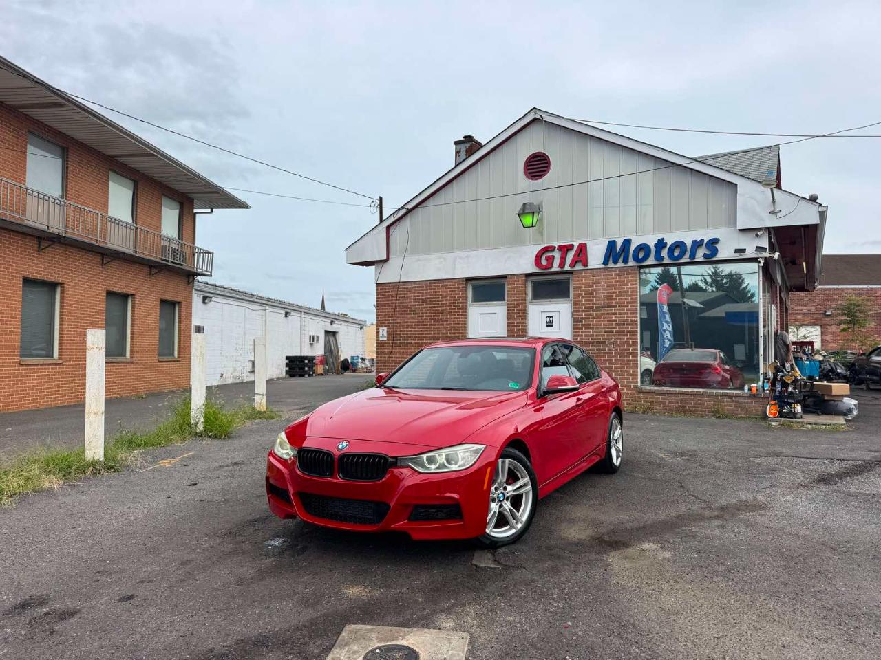 BMW 3 Series 4dr Sdn 328i xDrive AWD SULEV South Africa 2013