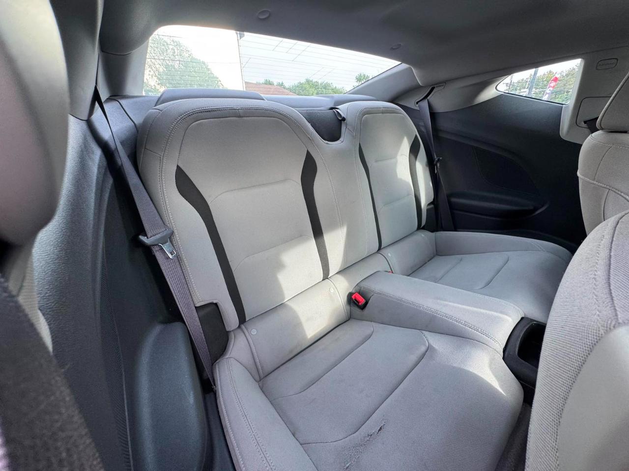 Chevrolet Camaro 2dr Cpe 1LT 2016