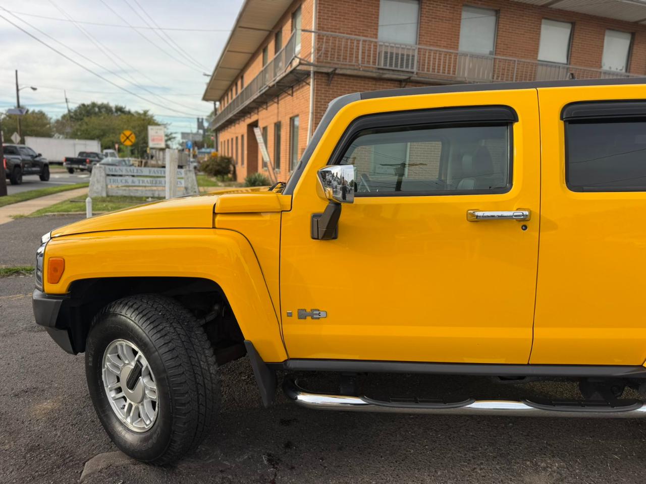 HUMMER H3 4dr 4WD SUV 2006