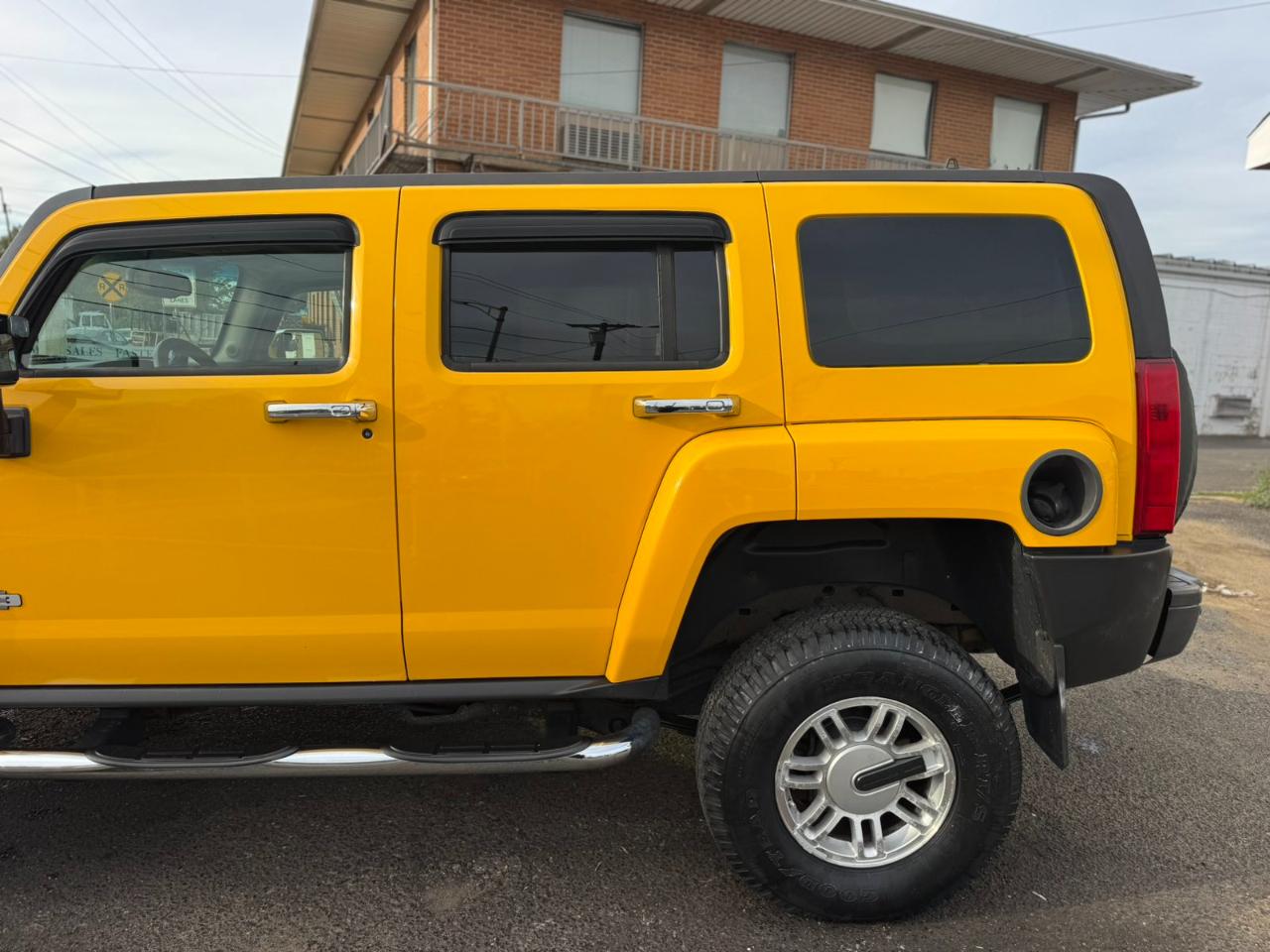 HUMMER H3 4dr 4WD SUV 2006