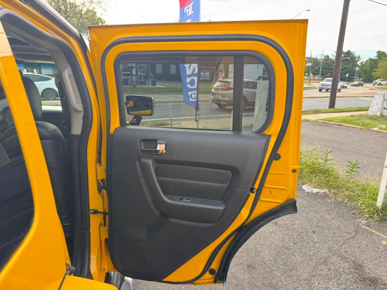 HUMMER H3 4dr 4WD SUV 2006