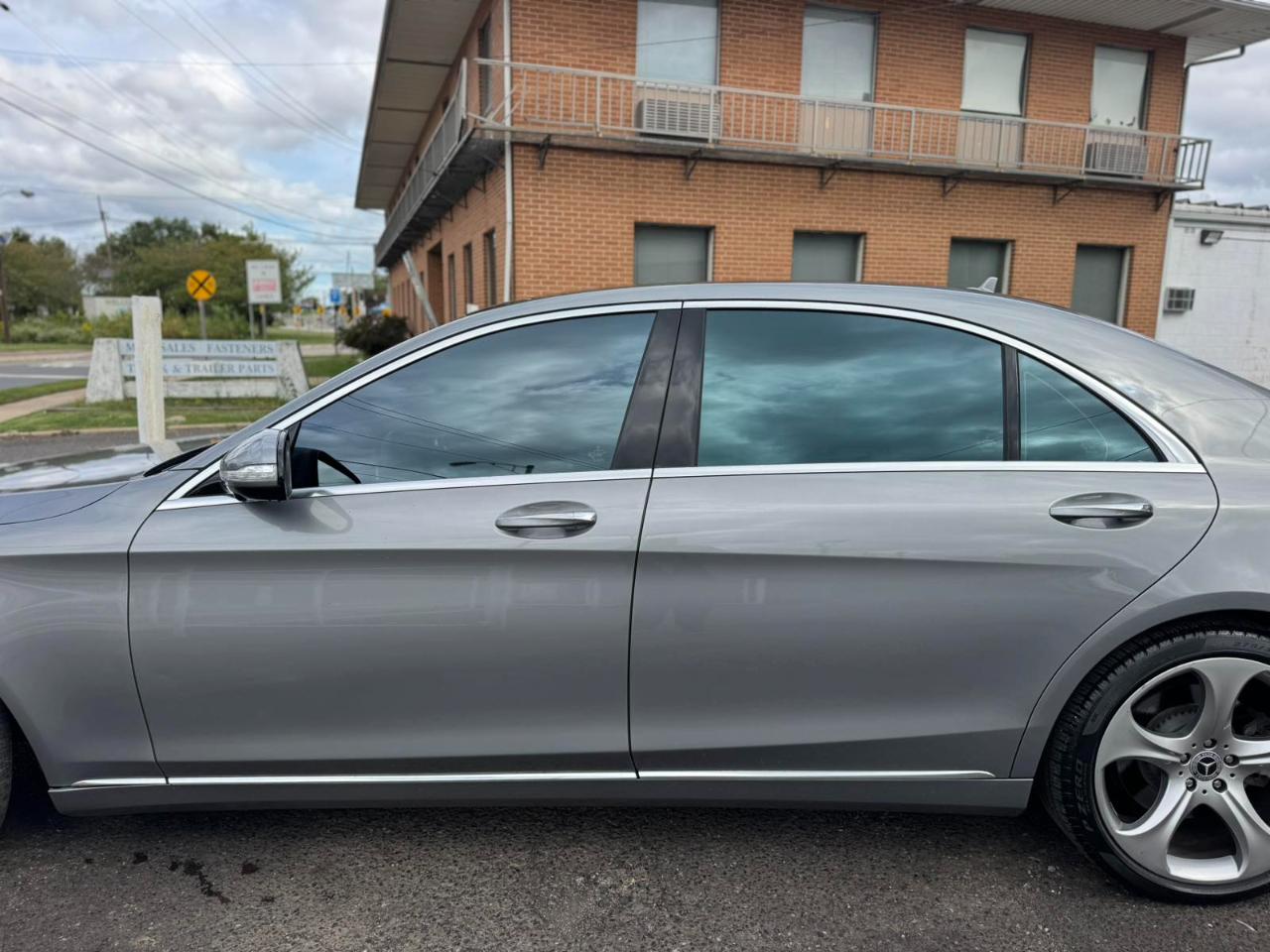 Mercedes-Benz S-Class 4dr Sdn S 550 RWD 2015