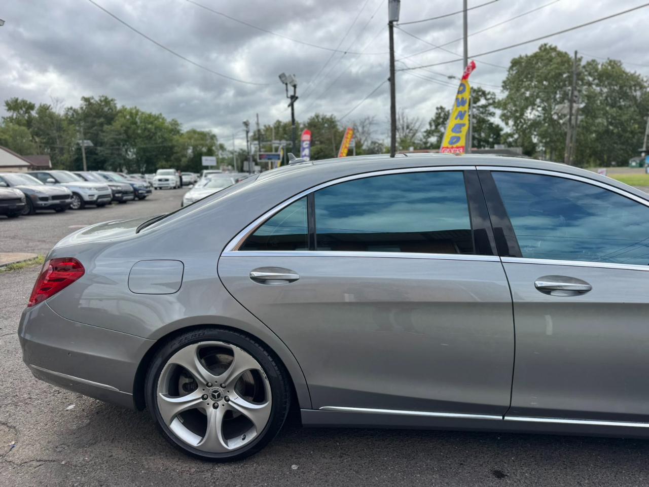 Mercedes-Benz S-Class 4dr Sdn S 550 RWD 2015