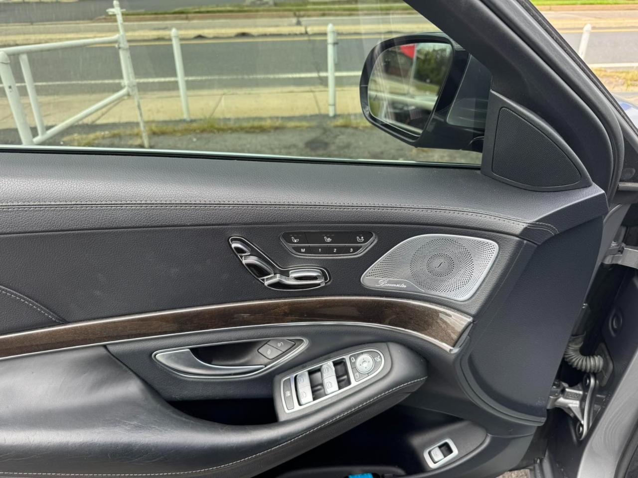 Mercedes-Benz S-Class 4dr Sdn S 550 RWD 2015